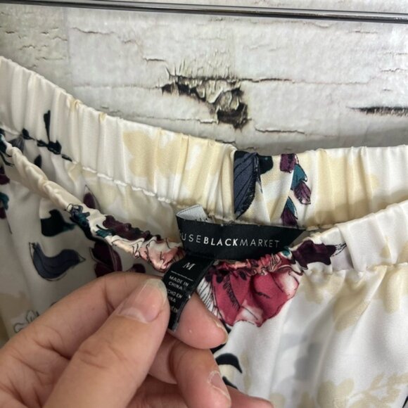 White House Black Market Off-the-Shoulder Bell Sleeve Blouse - Picture 8 of 12